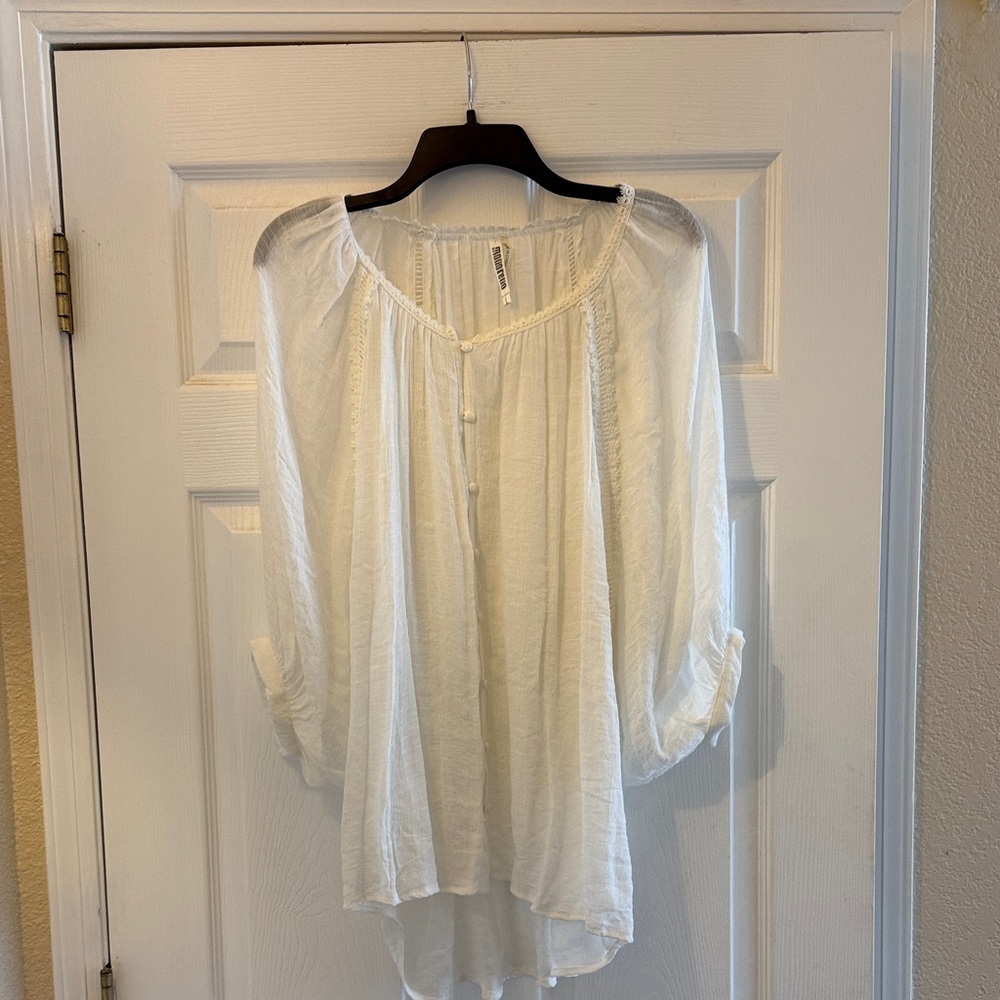Monoreno White Button-Pearl Peasant Blouse Size L